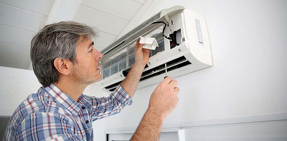 Jasa Perbaikan atau Service AC (Air Conditioner)