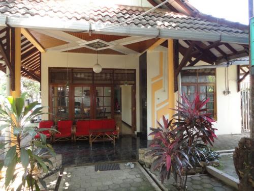 Graduate Guest House Tembalang